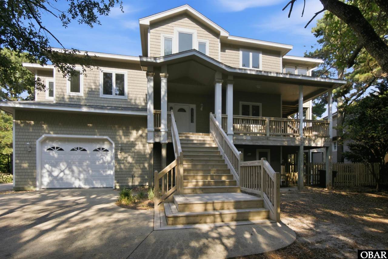 447 Villa Dunes Drive - Photo 1