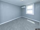 204 Pinewood Ave - Photo 6