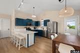 702 Memorial Boulevard - Photo 13