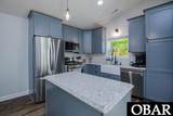 211 Sir Richard East - Photo 8