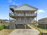 305 Helga Street - Photo 2