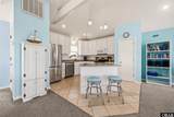 752 Lakeshore Court - Photo 10