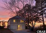 2052 Bay Drive - Photo 2