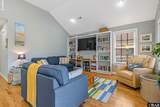 2033 Yorktown Street - Photo 9