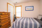 207 Sir Richard East - Photo 20