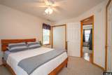 207 Sir Richard East - Photo 24
