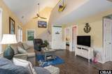 204 Landing Lane - Photo 2