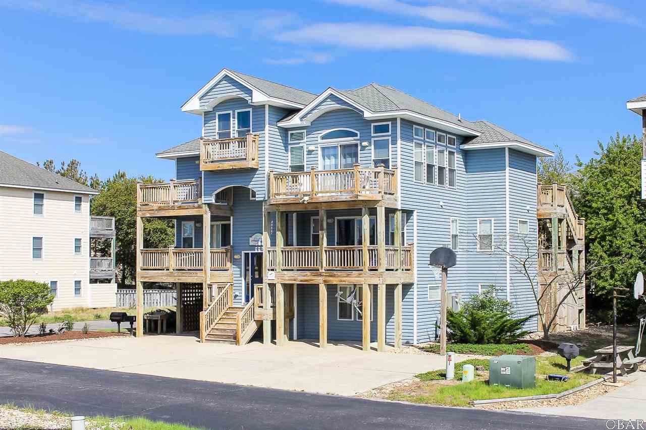 761 Lakeshore Court - Photo 1