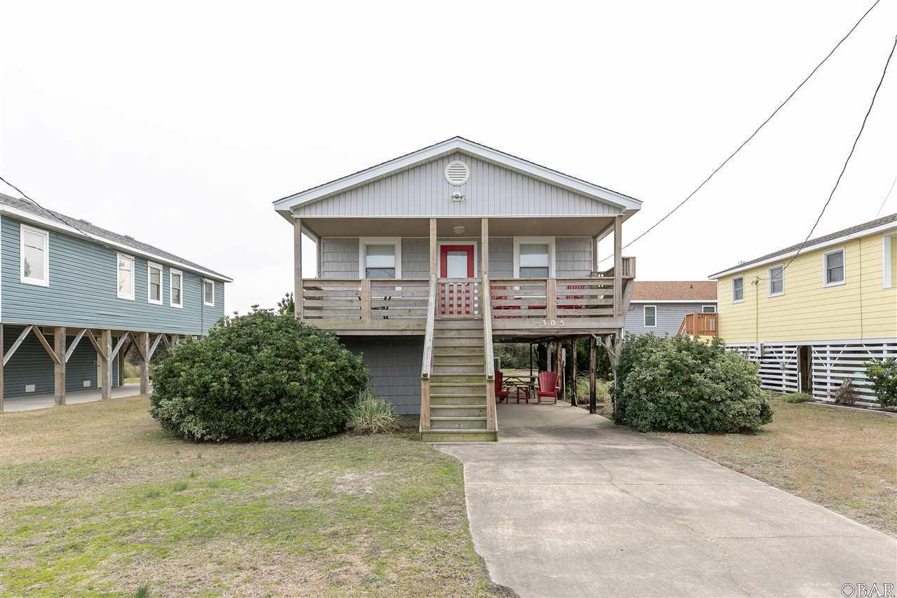 305 Albatross Street - Photo 1