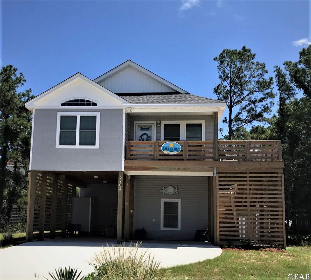 2805 Bay Drive - Photo 1