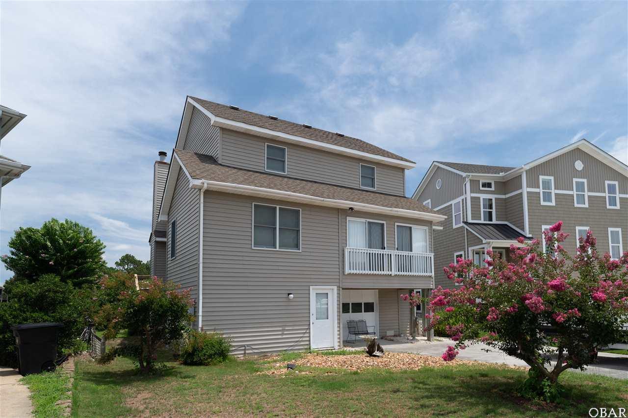 107 Elizabeth Court - Photo 1