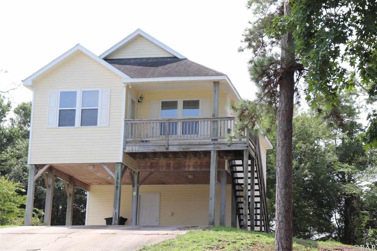 1209 Harbour View Drive - Photo 1