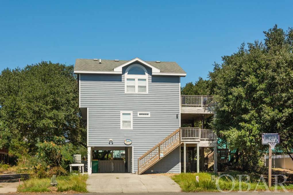765 Lakeview Court - Photo 1