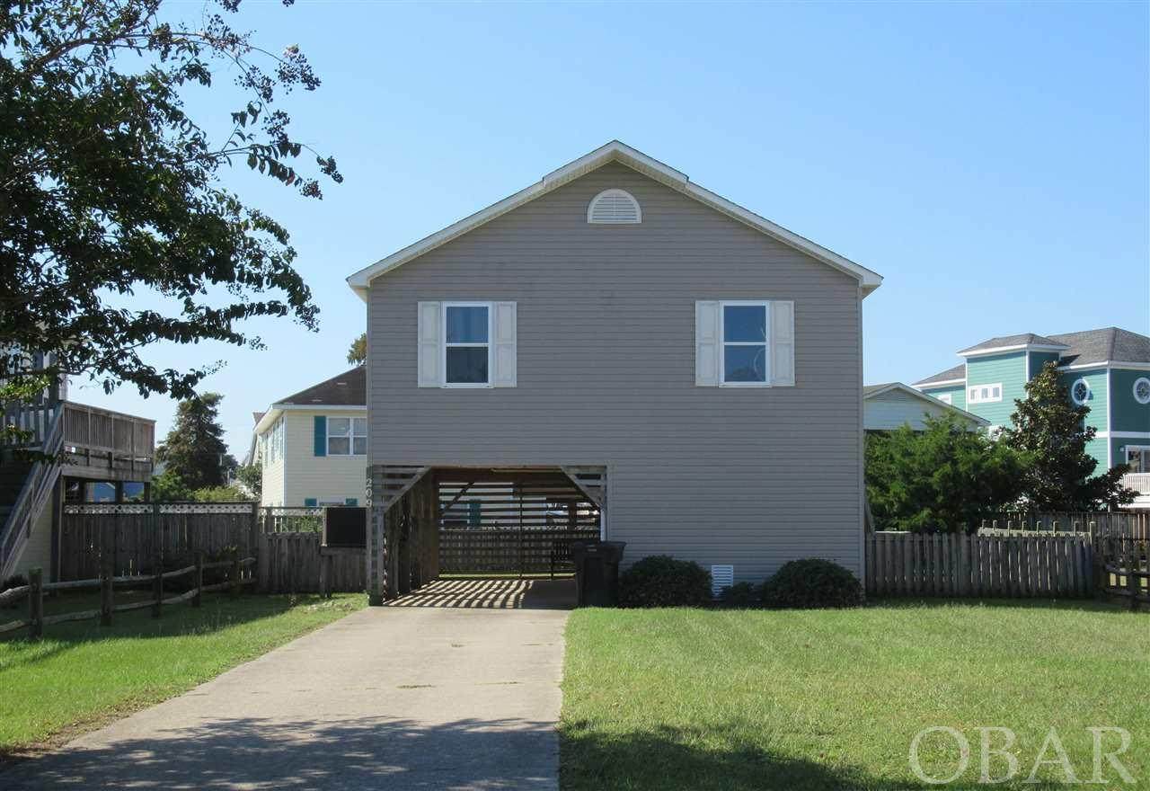 209 Soundview Drive - Photo 1