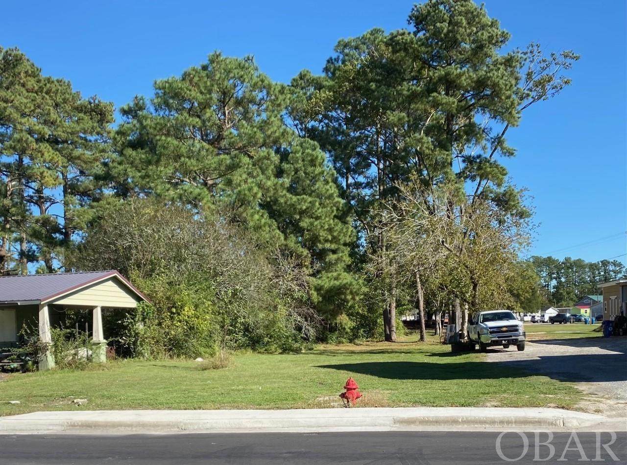 112 Road Street - Photo 1