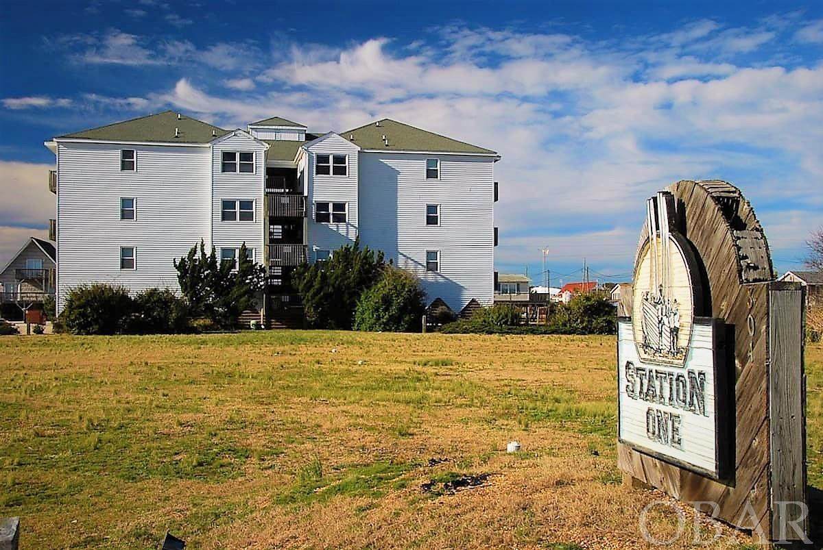 804 2B Memorial Boulevard - Photo 1