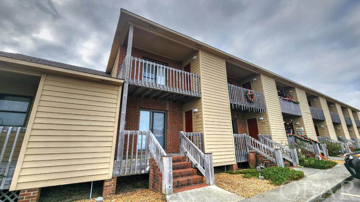 102 Kitty Hawk Road - Photo 1
