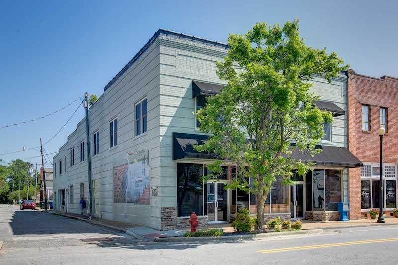 302 Main Street - Photo 1