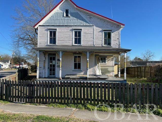 504 Hughes Blvd - Photo 1