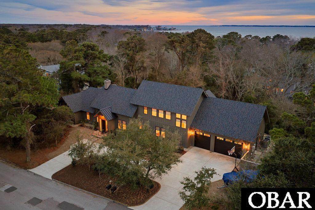 313 Hillcrest Drive - Photo 1