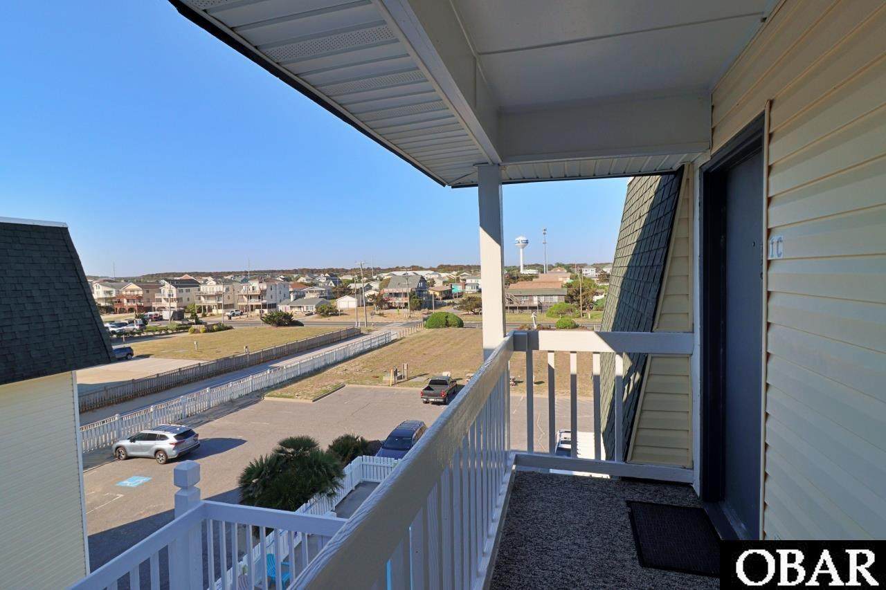 1701 Virginia Dare Trail - Photo 1