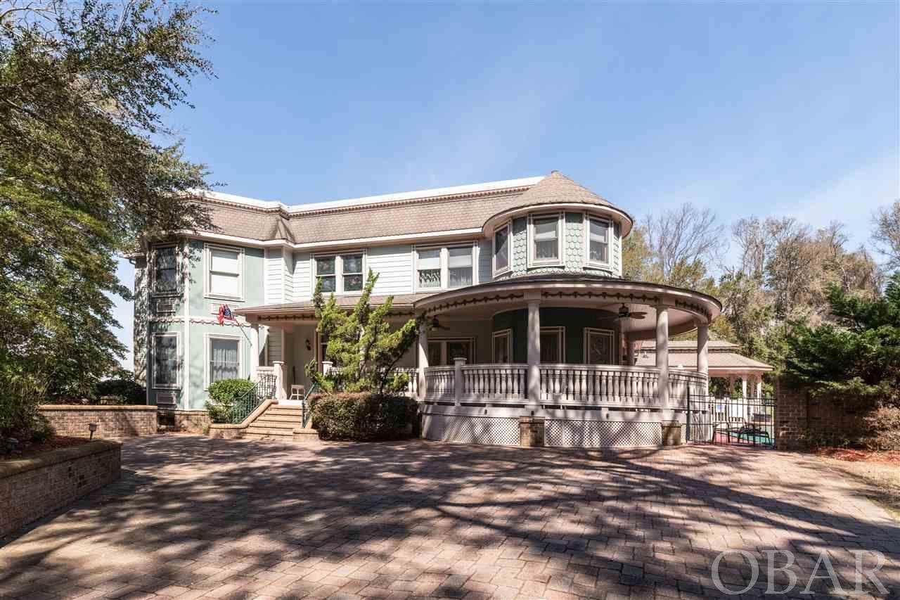 100 Marlin Drive - Photo 1