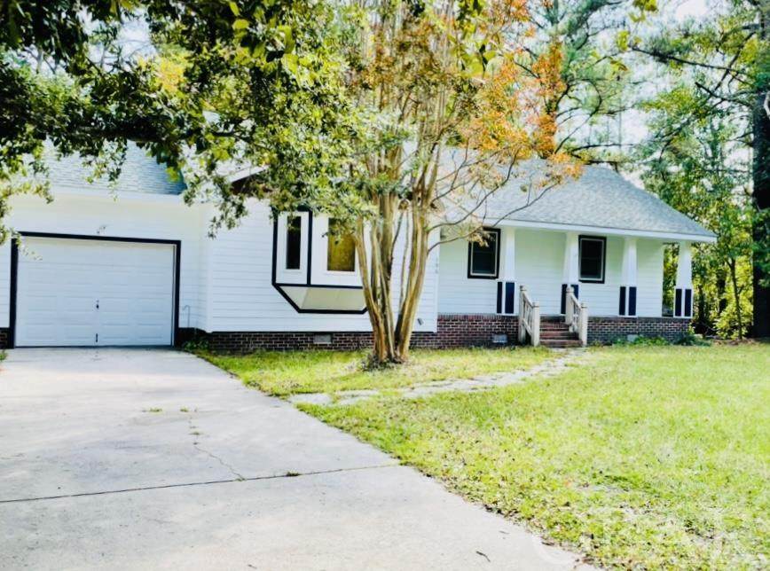 196 Meekins Drive - Photo 1