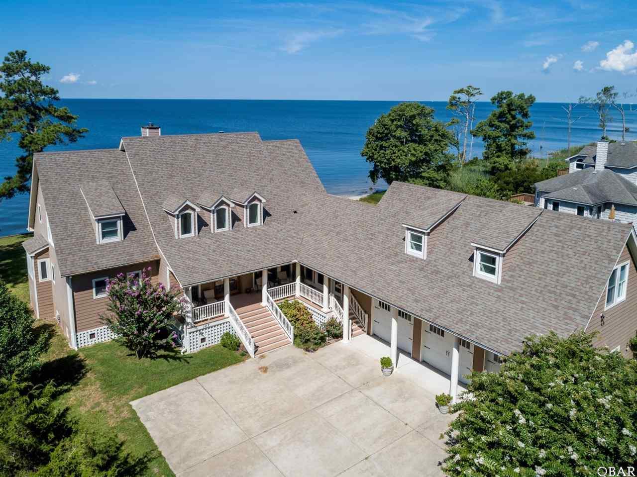 102 Waterside Drive - Photo 1