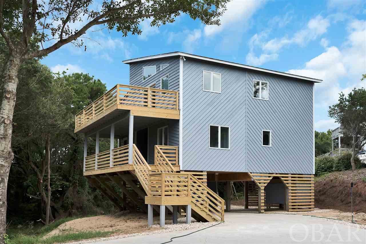 35 Tenth Avenue - Photo 1