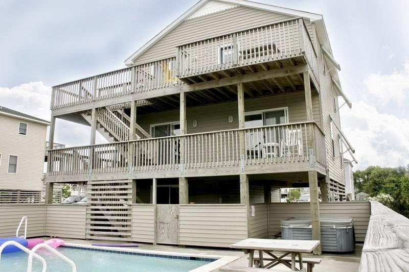 102 Old Squaw Drive - Photo 1