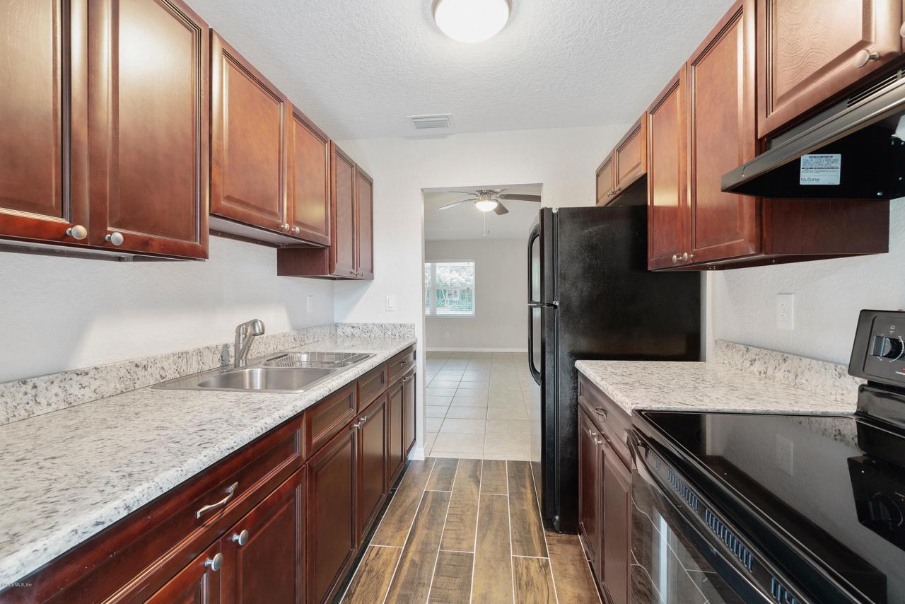 6101 Foss Rd. - Photo 1