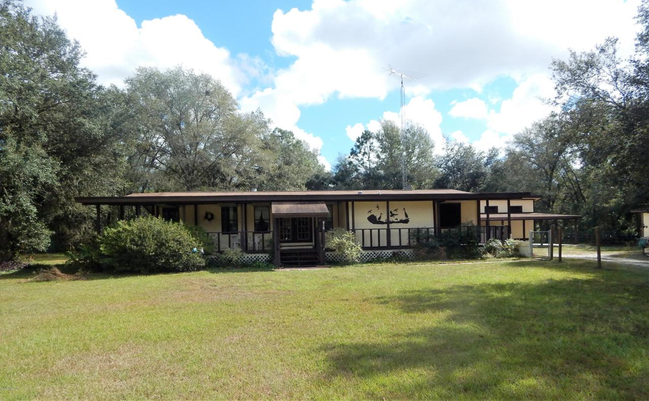 7651 118th Avenue - Photo 1