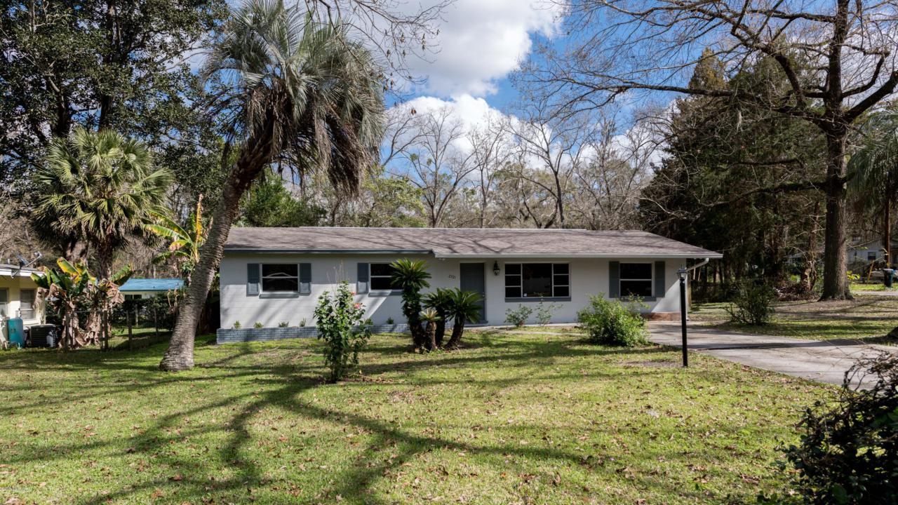 2721 7th Ct Court - Photo 1
