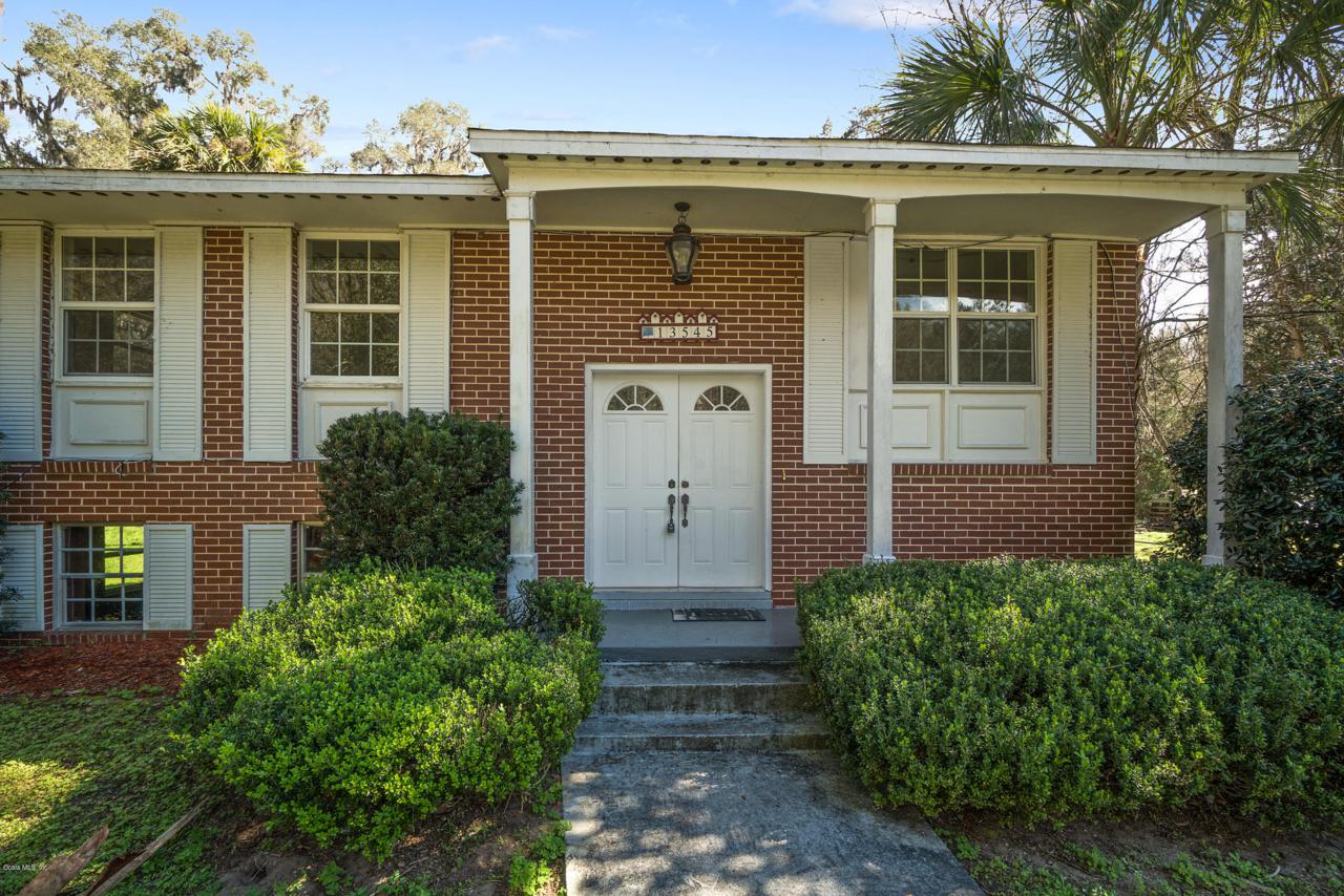 13545 38th Avenue - Photo 1