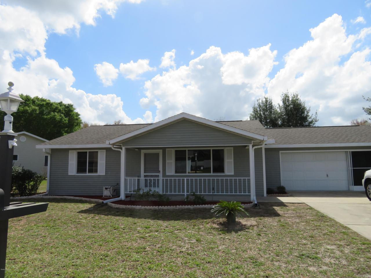 8694 116th Place Road - Photo 1
