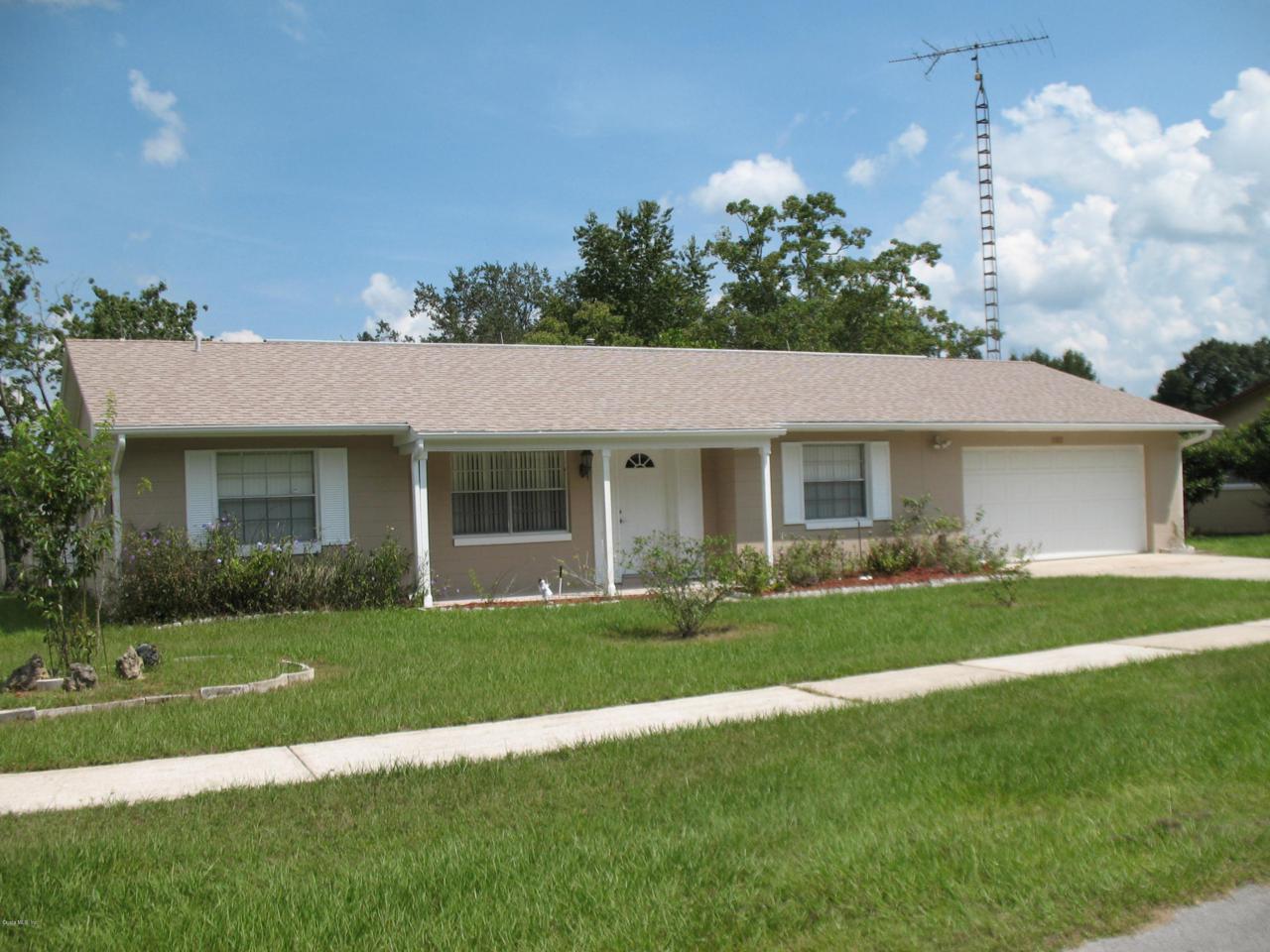 14888 35 Circle - Photo 1