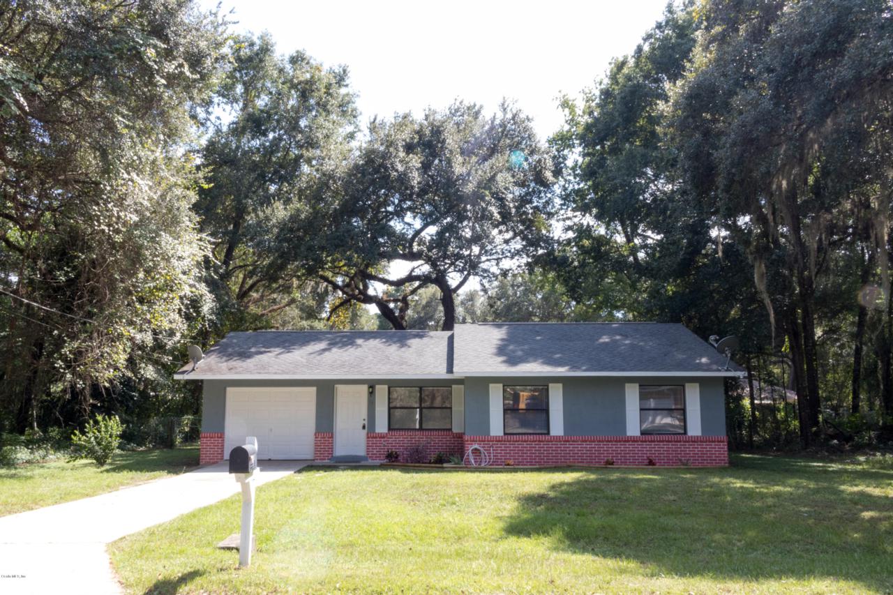 18 Redwood Trace - Photo 1