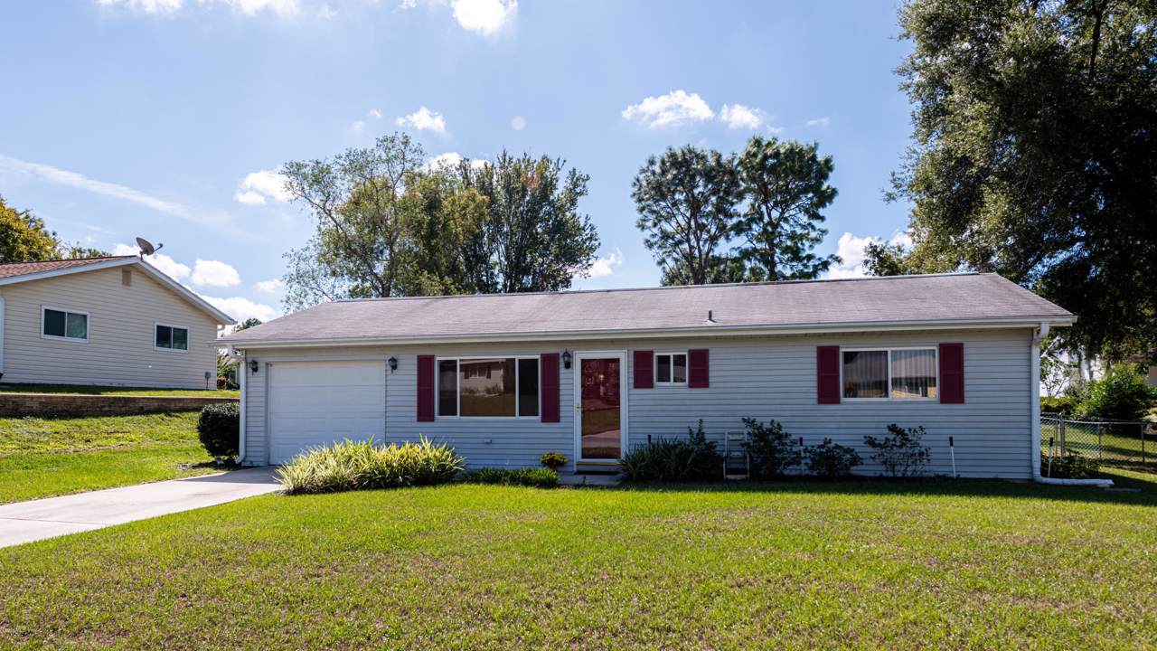 8564 107th Lane Lane - Photo 1