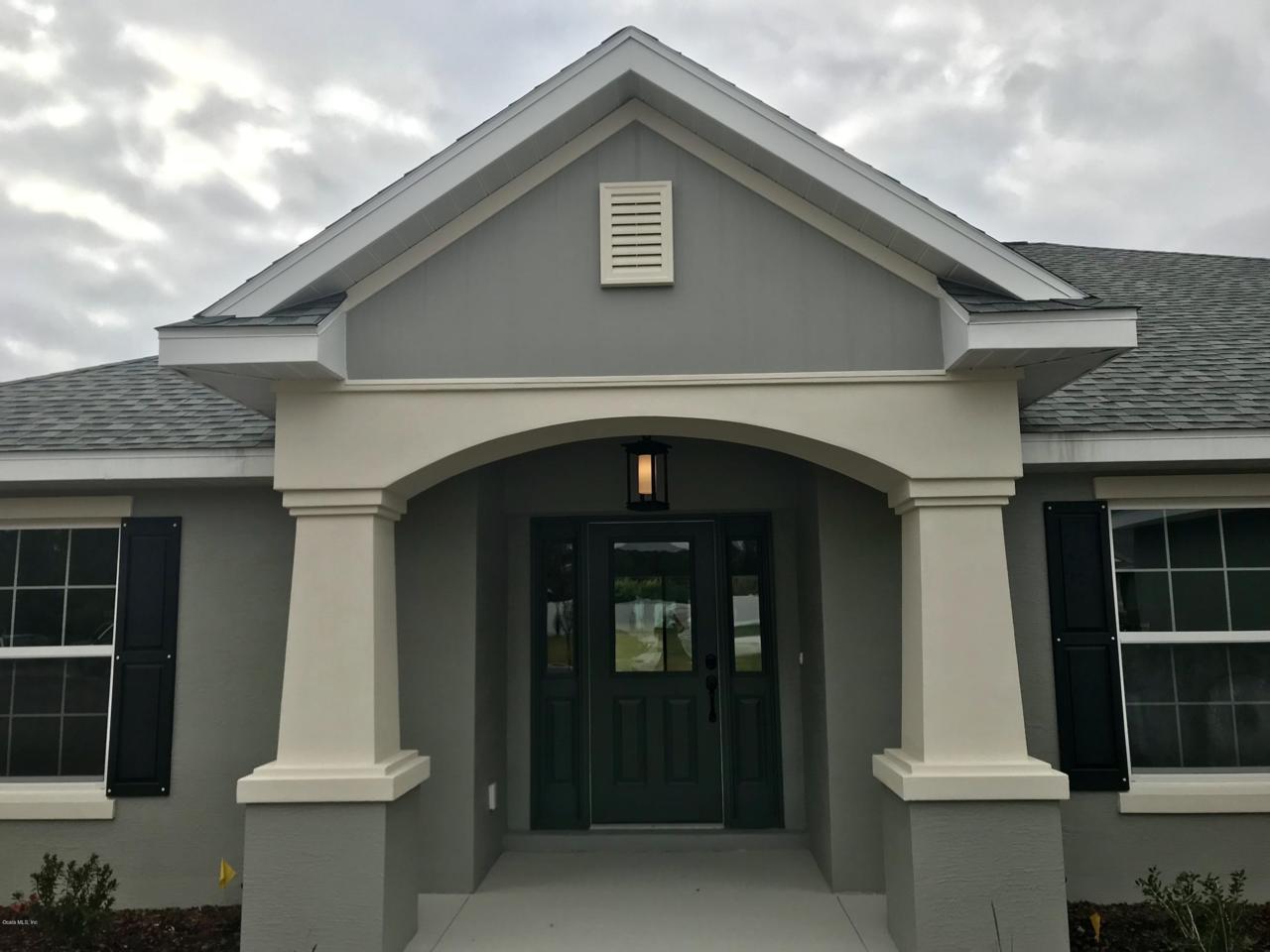 944 46 Place - Photo 1