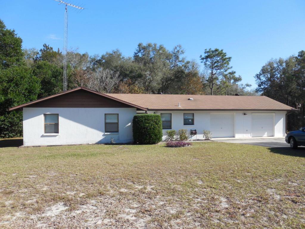 471 Country Club Drive - Photo 1