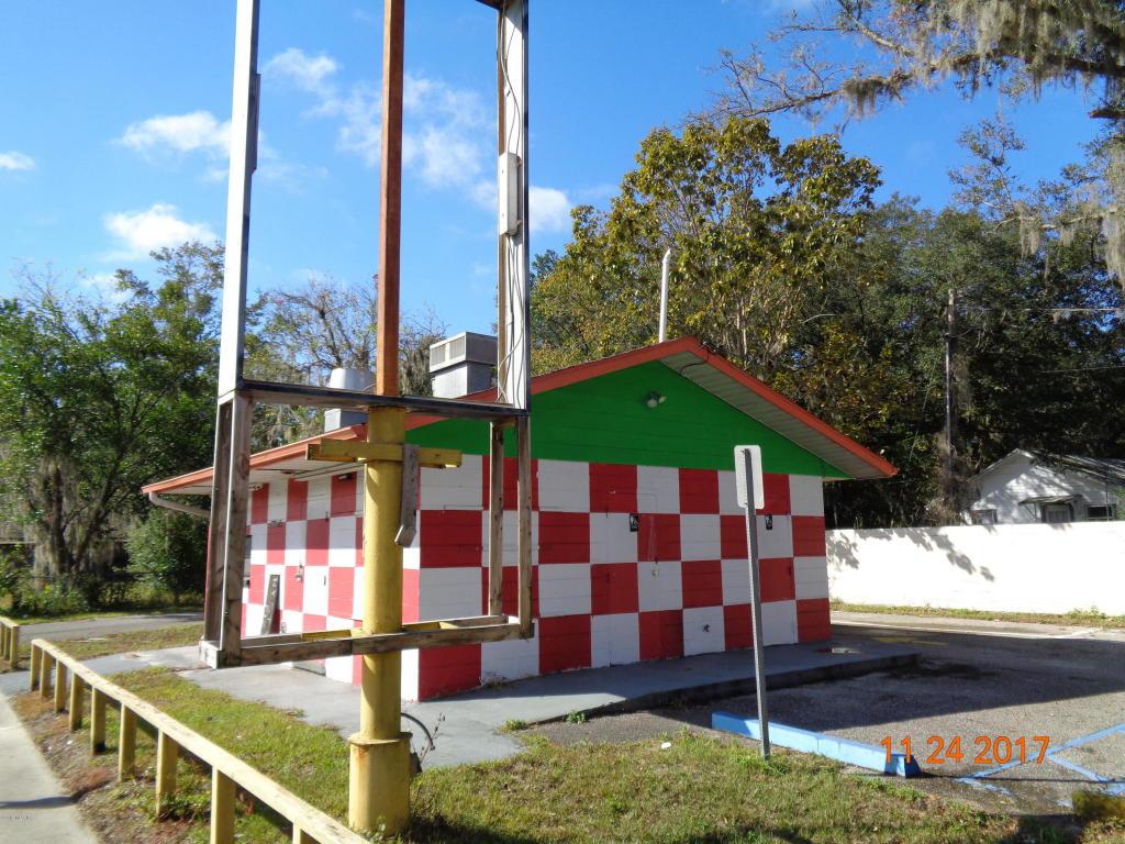 1818 Waldo Road - Photo 1