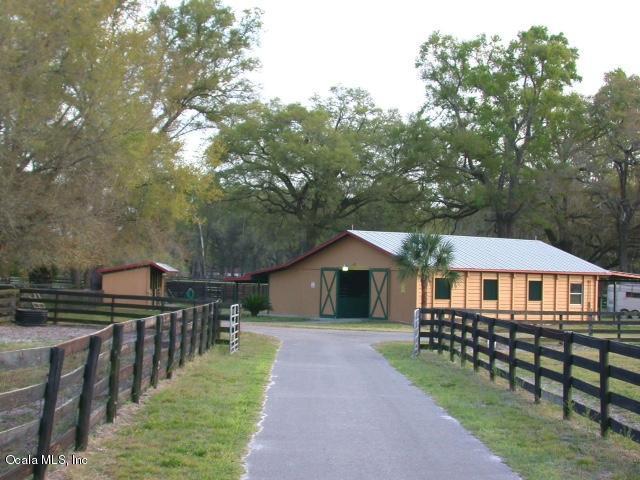 800 Hwy 42 - Photo 1