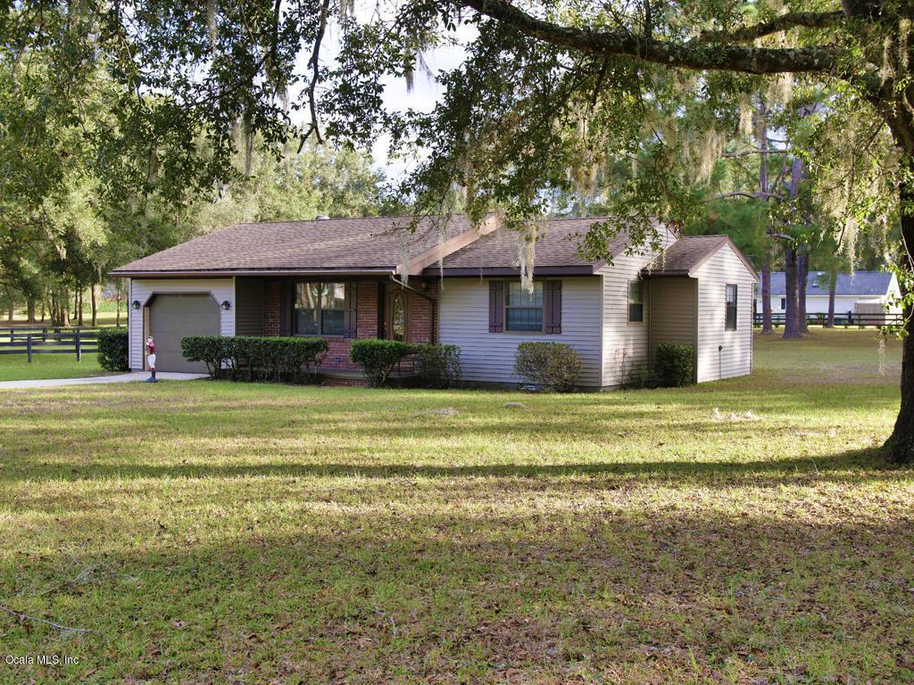 6 Hialeah Drive - Photo 1