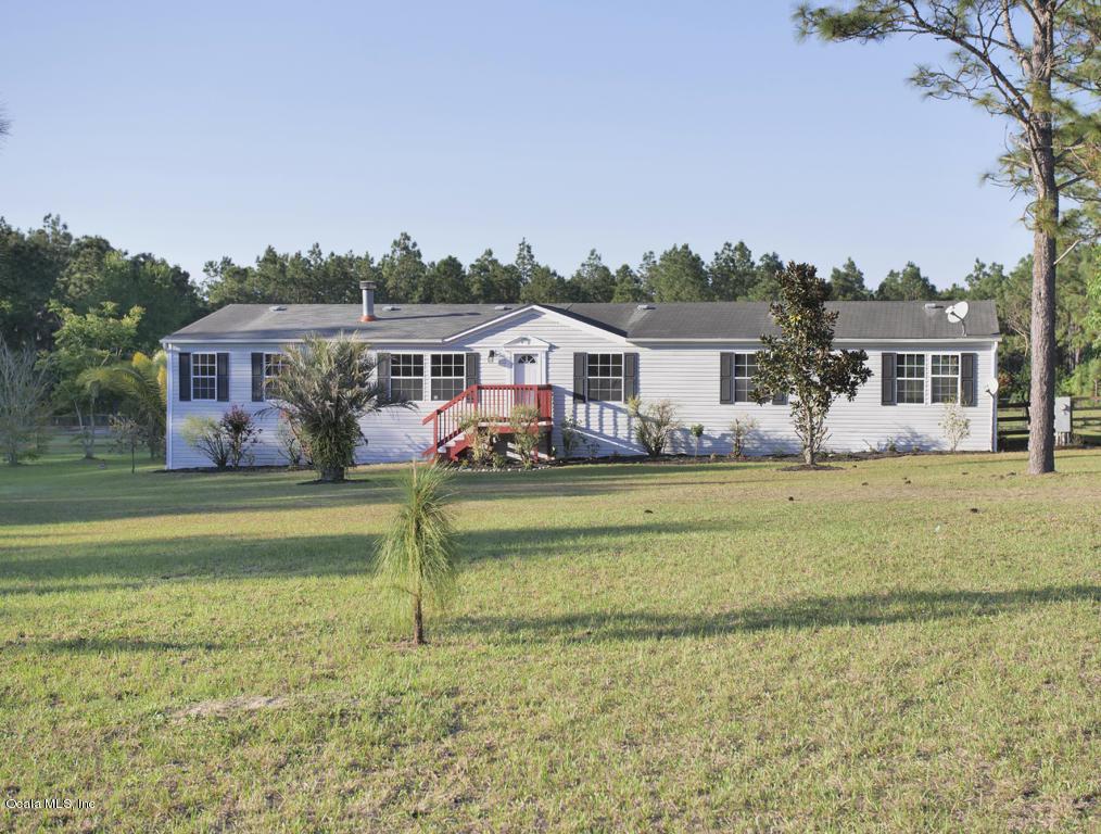 13551 54 Street - Photo 1