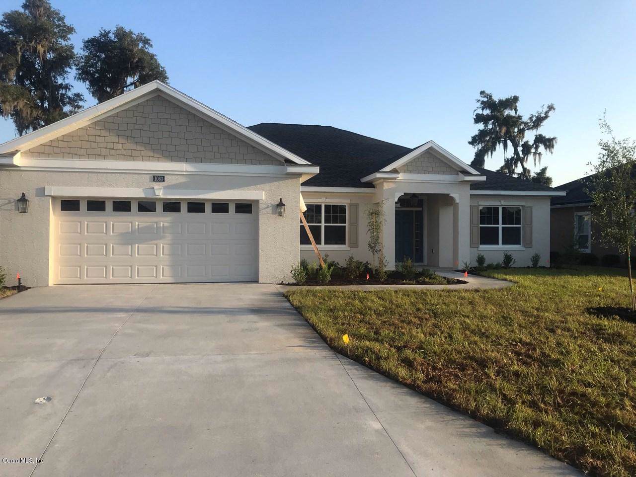1083 46 Place - Photo 1