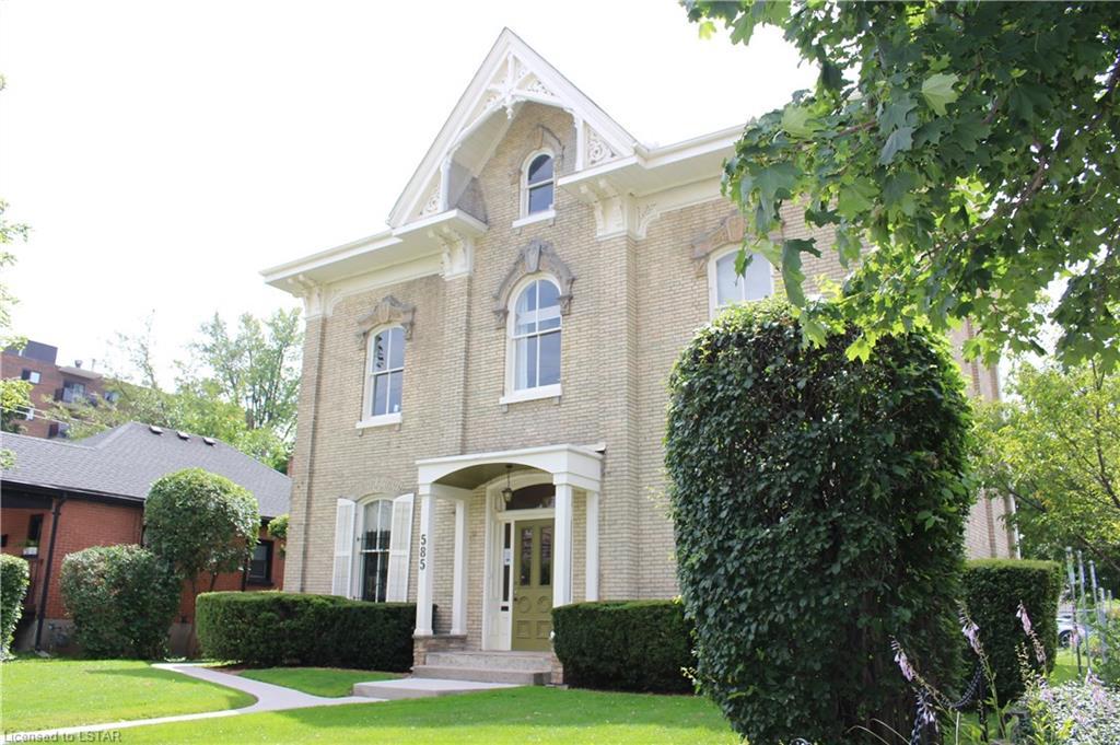 585 Talbot Street - Photo 1