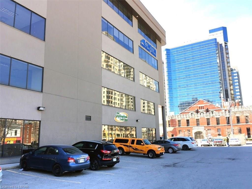 343 Dundas Street - Photo 1