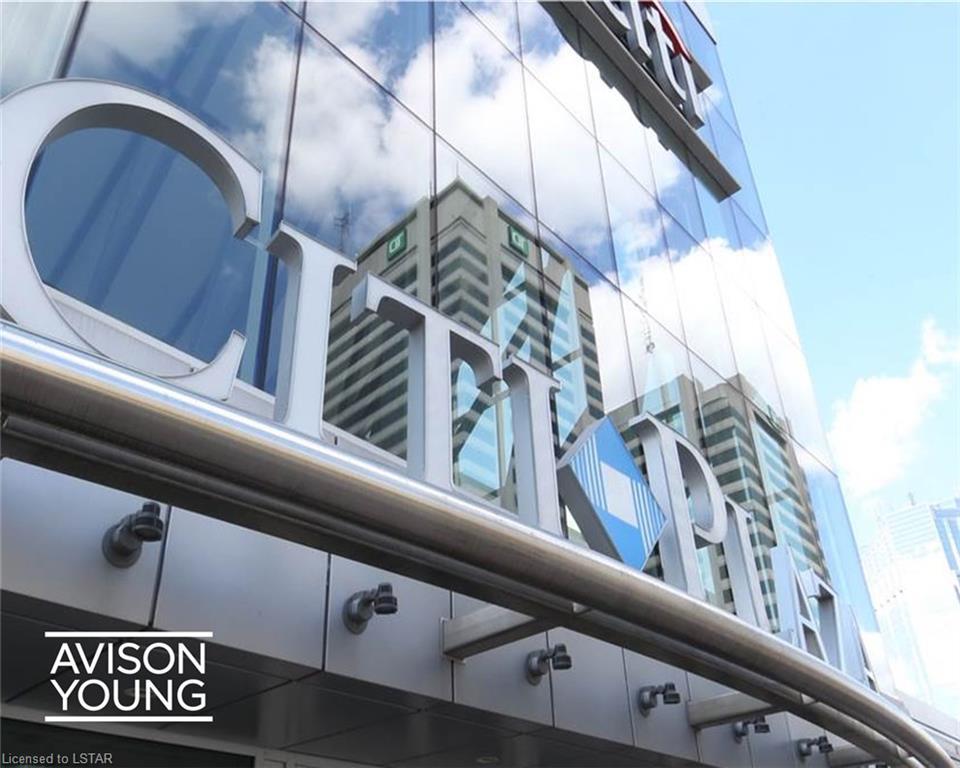 355 Wellington Street - Photo 1