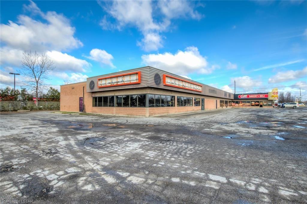 2190 Dundas Street - Photo 1
