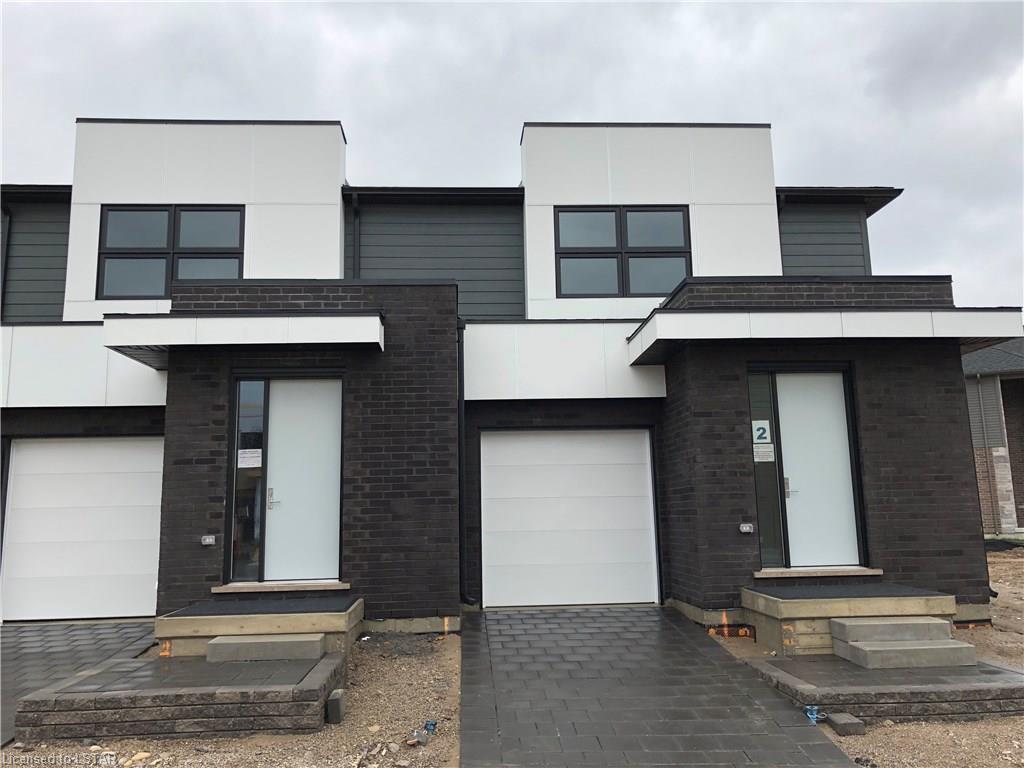 499 Sophia Crescent - Photo 1